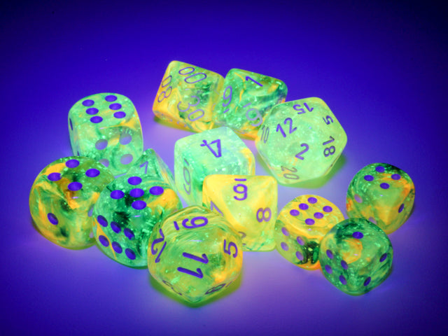 Chessex: Nebula Spring/white Luminary 12mm d6 Dice Block (36 dice)