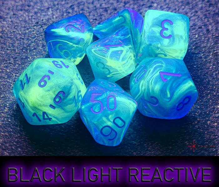 Chessex: Festive Waterlily/white Polyhedral 7-Dice Set
