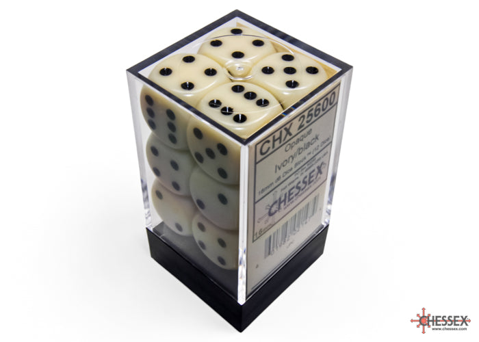 Chessex: Opaque Ivory/black 16mm d6 Dice Block